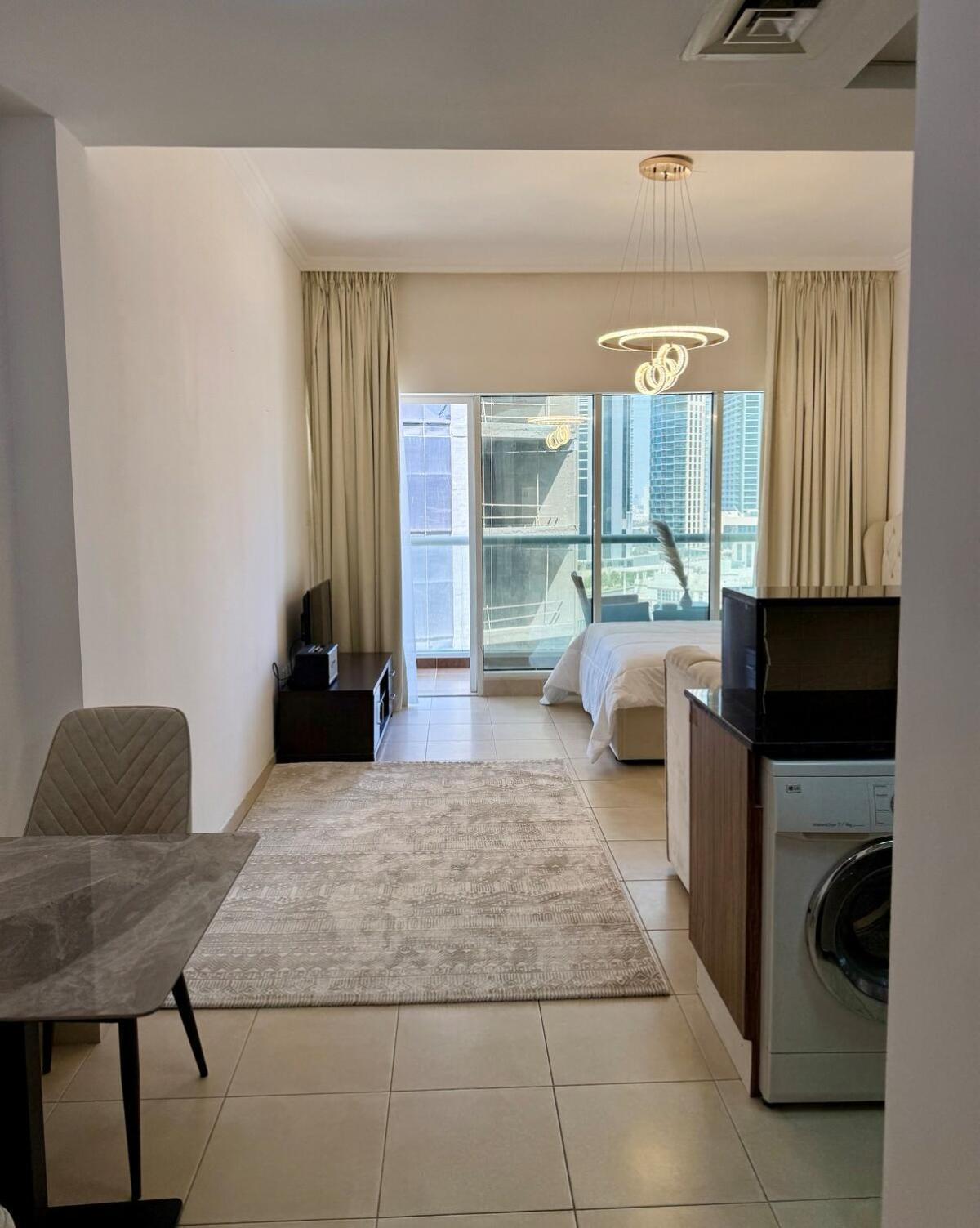 Burj Al Nujoom Downtown 2 Mins Walk To Mall Burj Al Nujoom