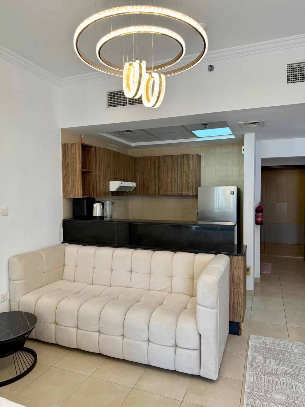 Burj Al Nujoom Downtown 2 Mins Walk To Mall Burj Al Nujoom Dubai